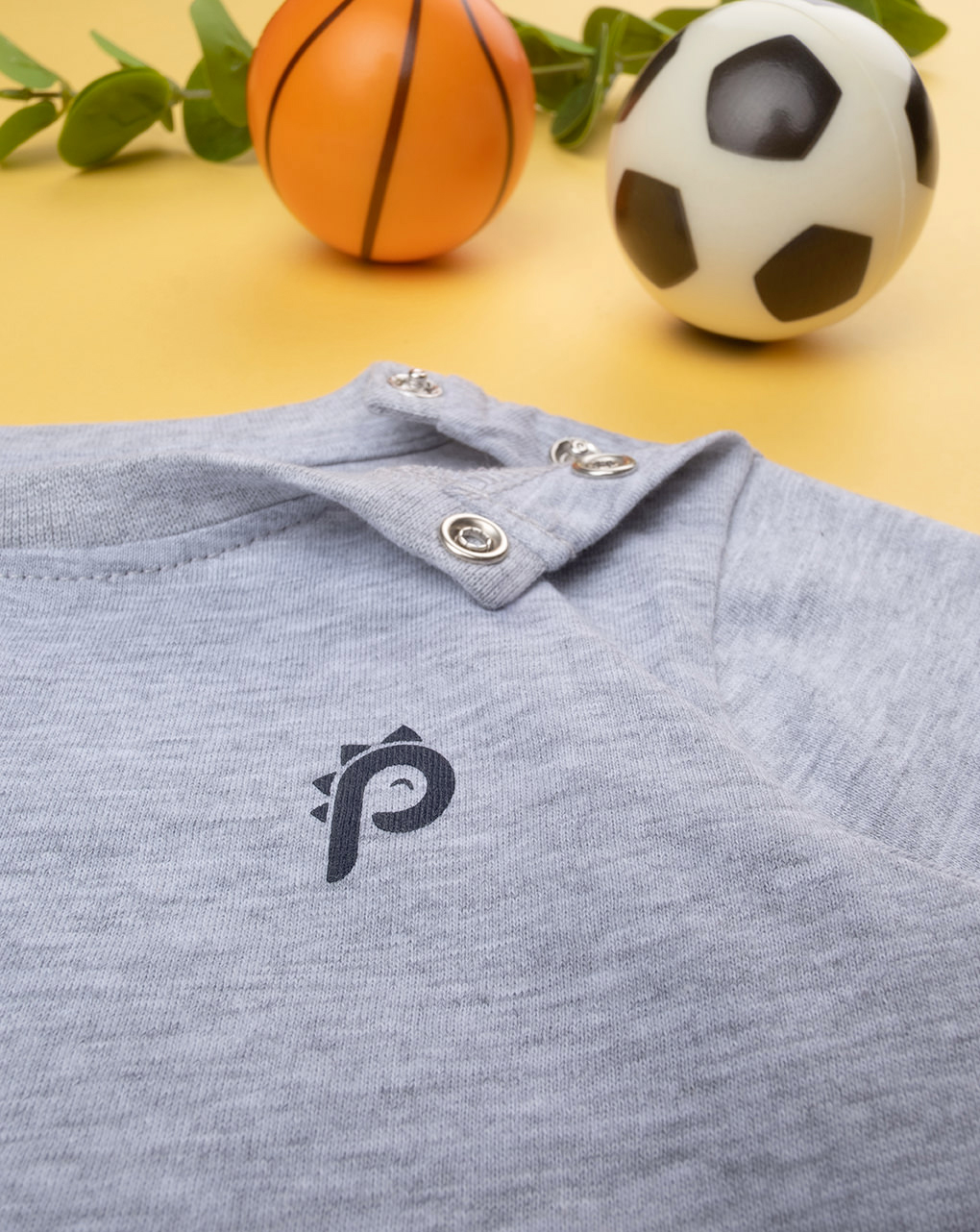 T-shirt bimbo grigio "prenatal" - Prénatal