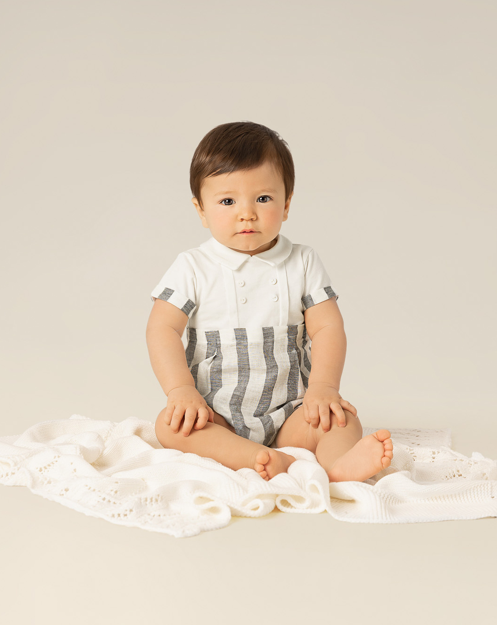 Cuscino decorativo bambino neonato in cotone a righe beige