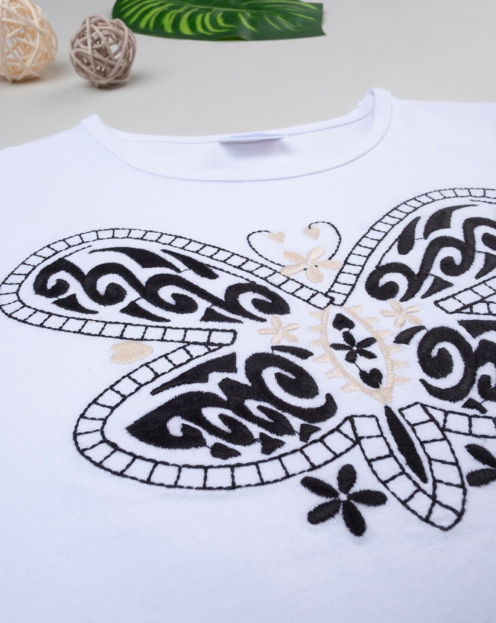 T-shirt bianca bambina "farfalla" - Prénatal