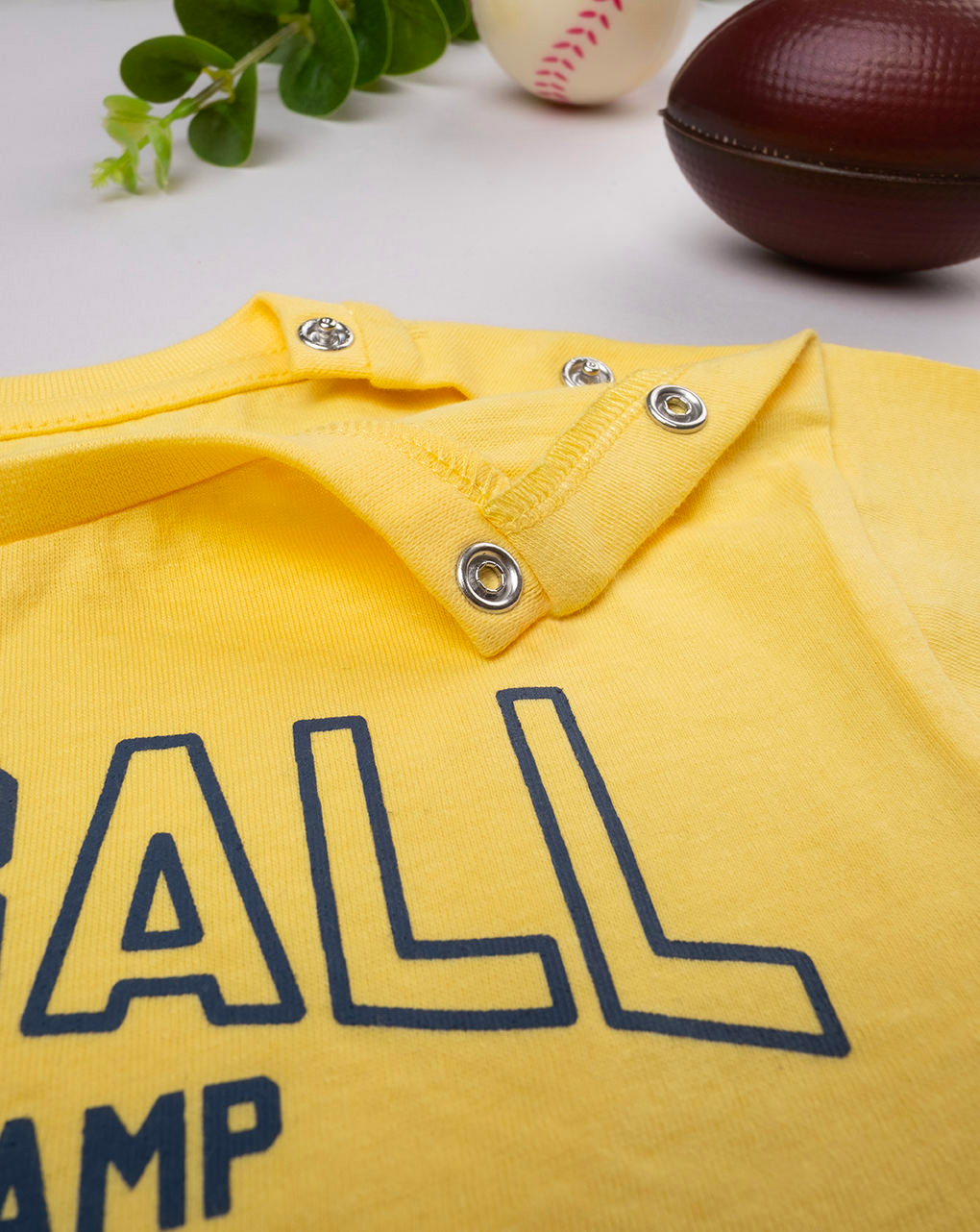 T-shirt bimbo gialla stampata - Prénatal