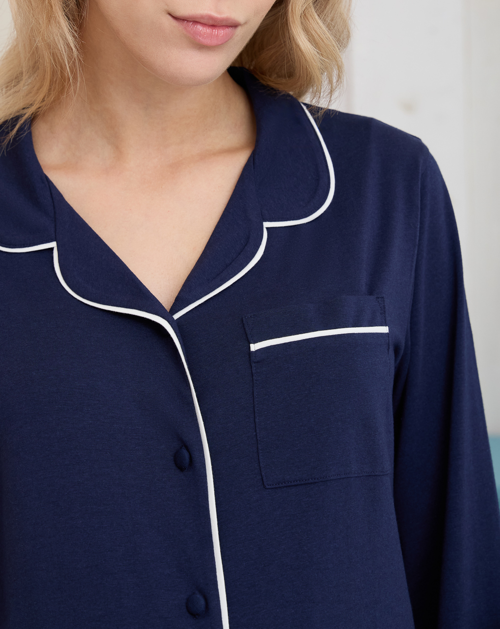 Camicia da notte premaman blu con piping bianco