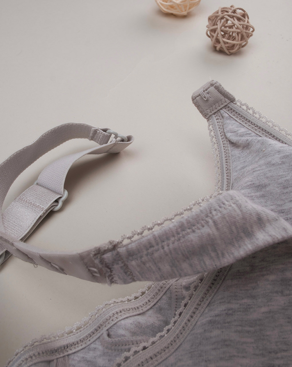 Reggiseno allattamento grigio con pizzo