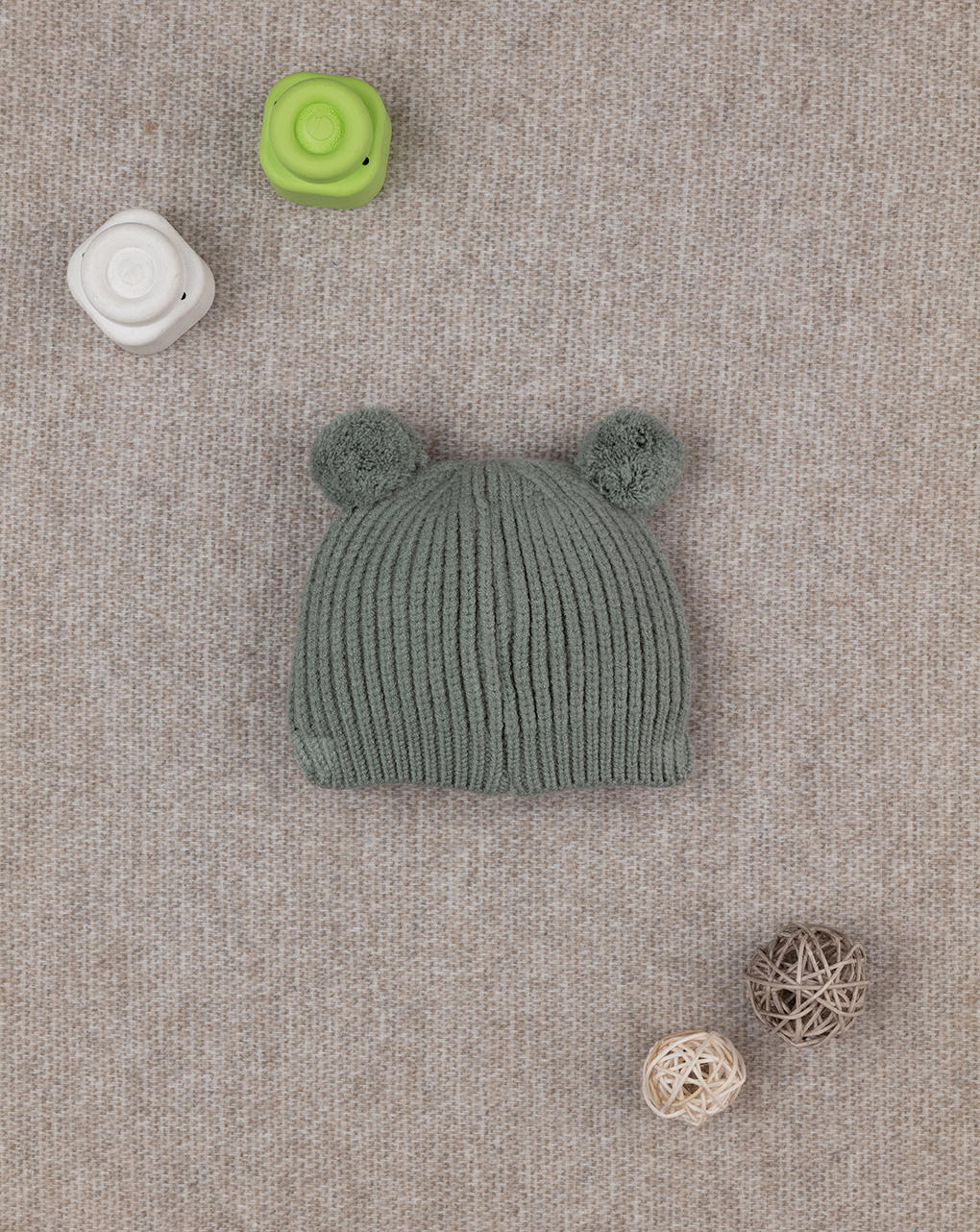 Cappello verde tricot neonato