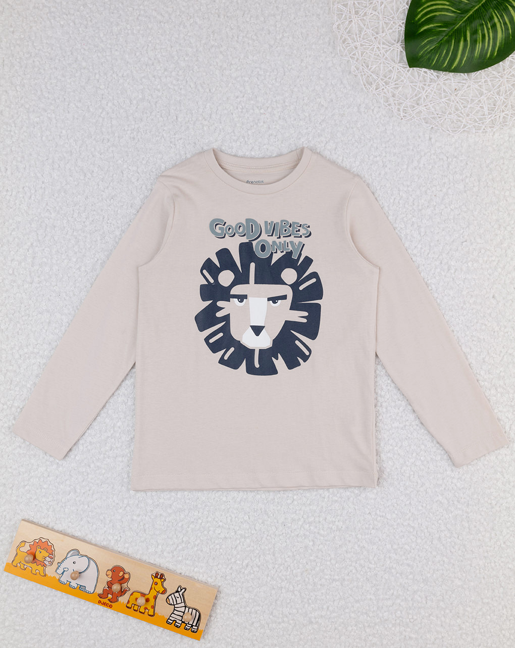 T-shirt bimbo beige stampata