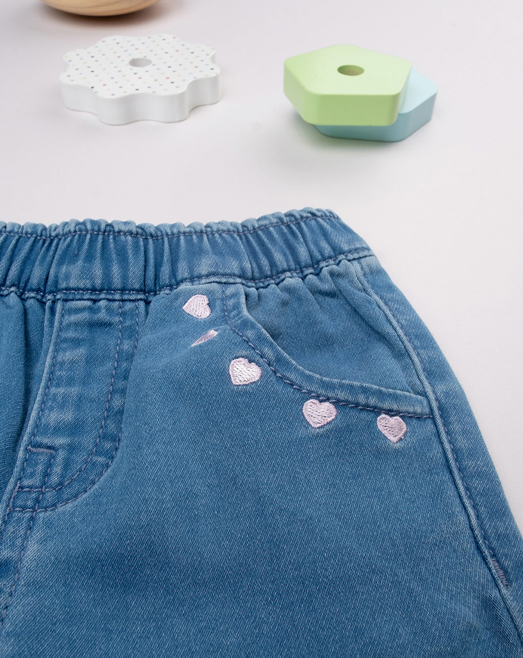 Pantalone bimba blu denim cuori rosa