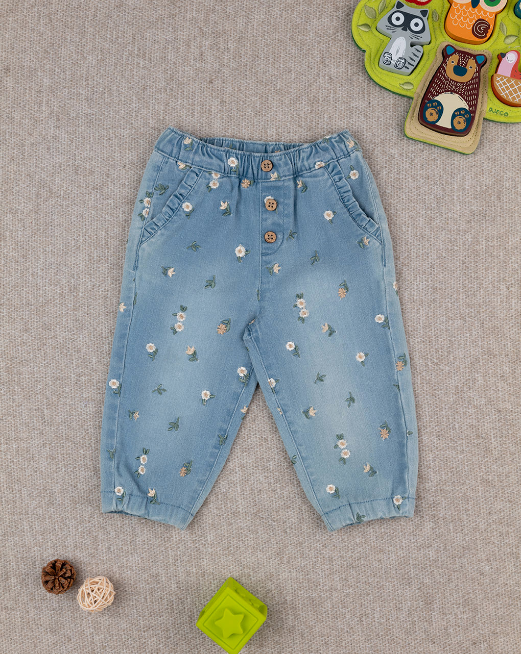 Pantaloni denim bimba con ricamo