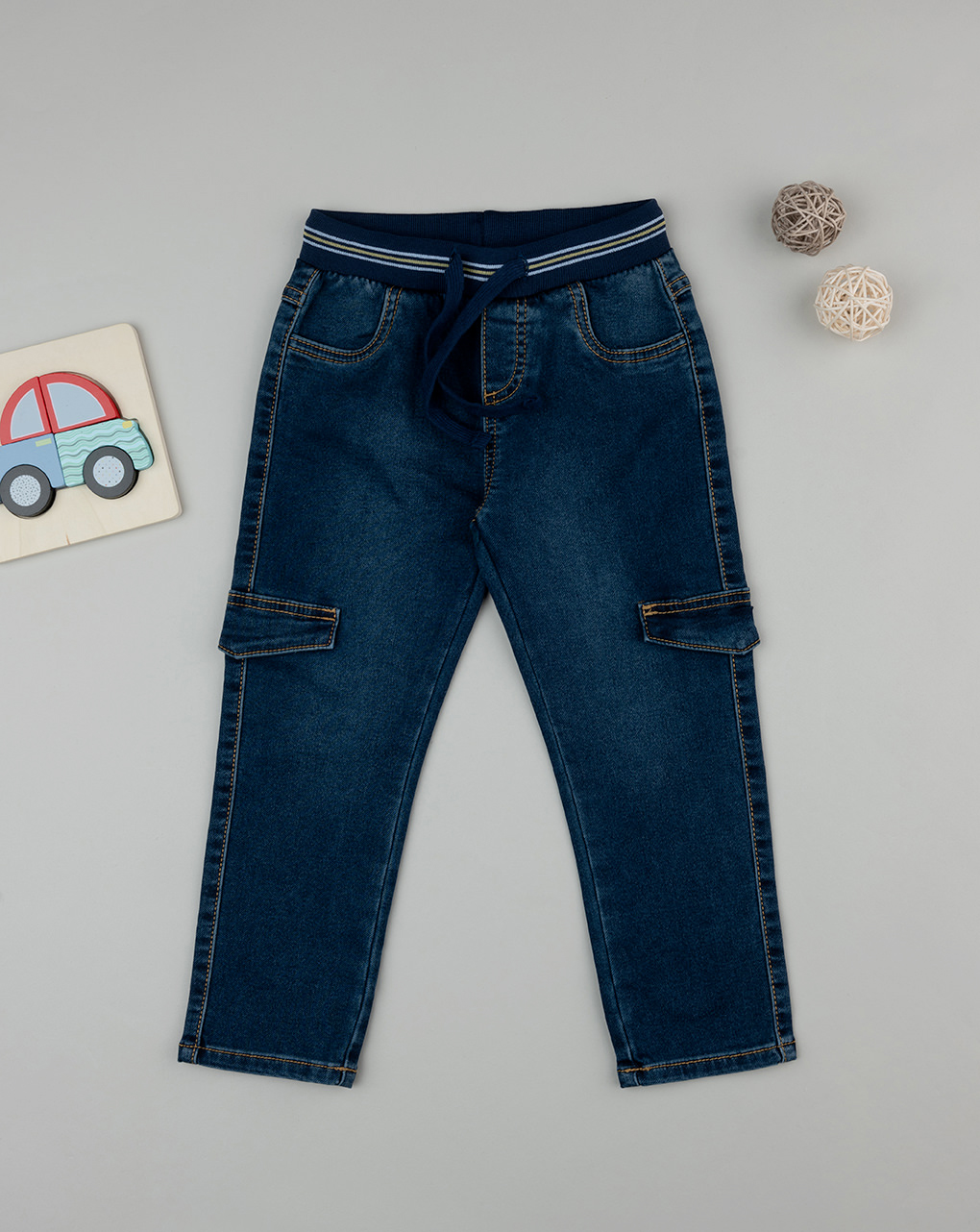 Pantalone denim scuro bambino con tasche