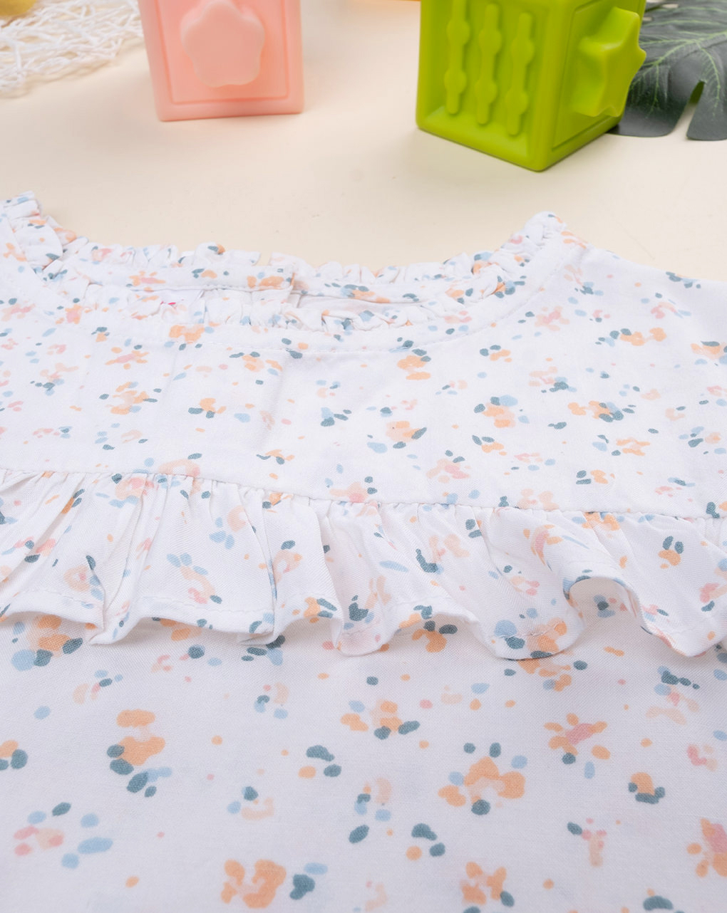 Camicia bimba bianca fiori allover