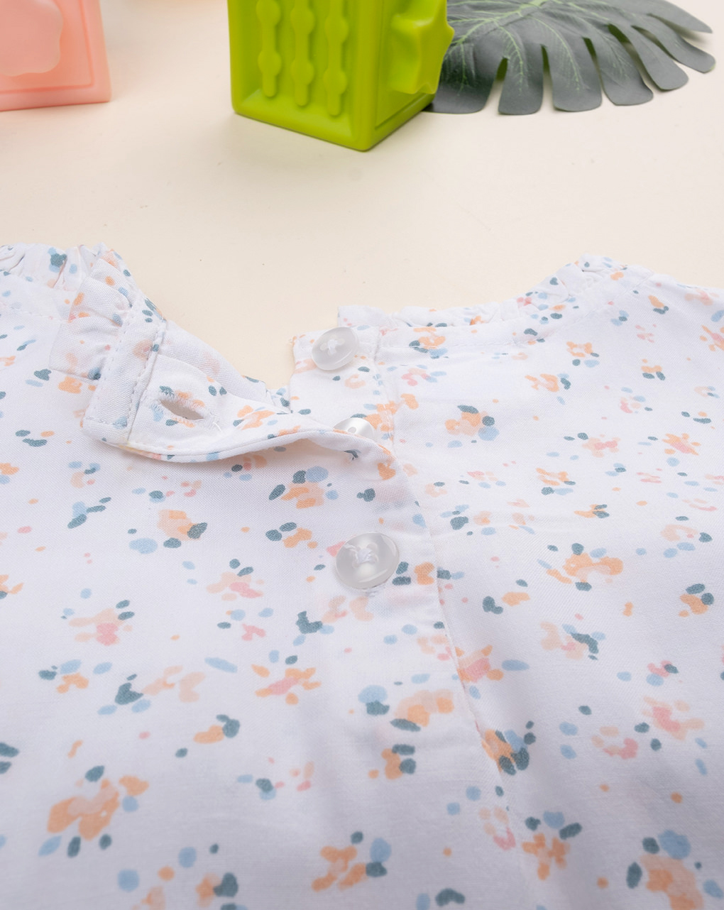 Camicia bimba bianca fiori allover