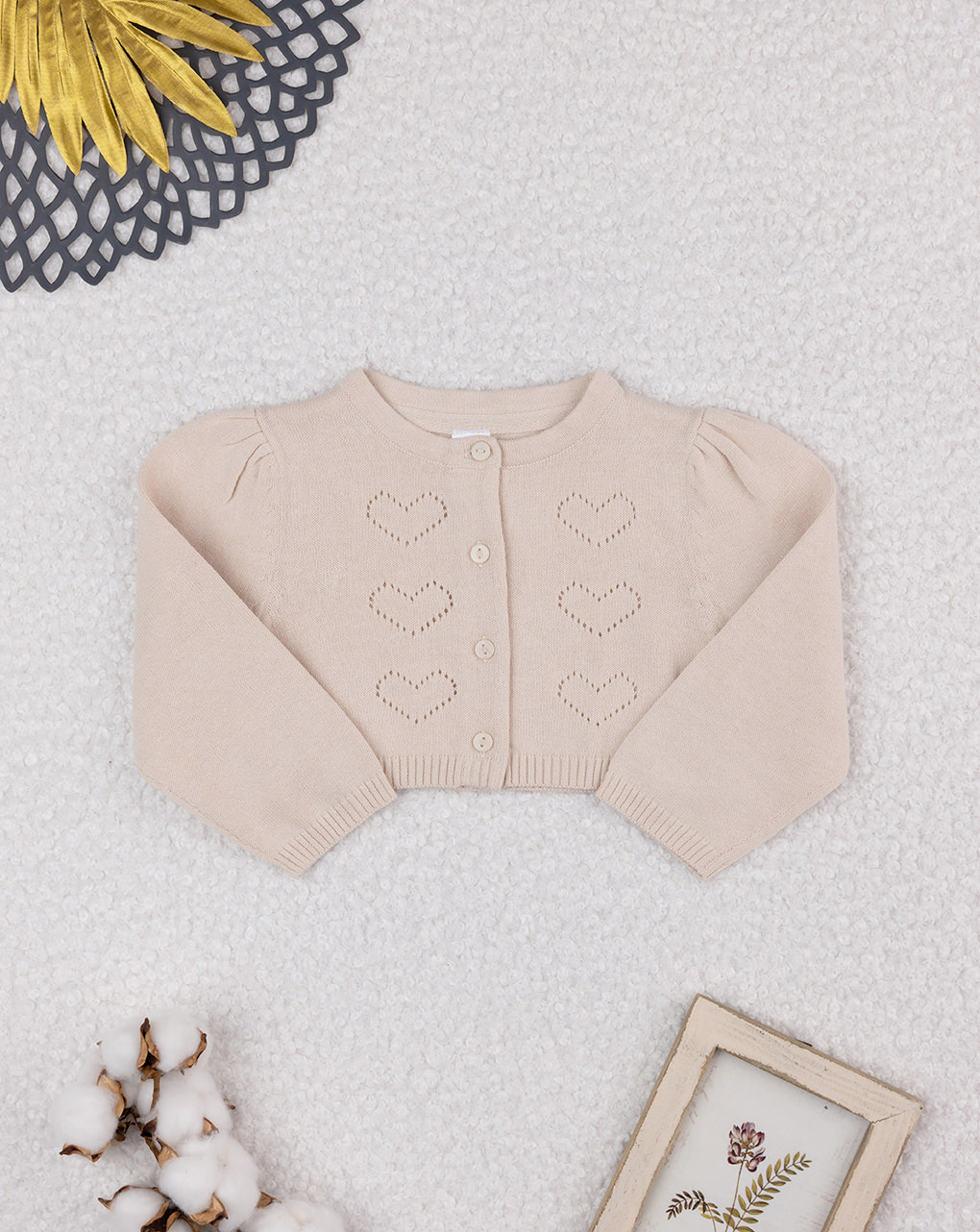 Cardigan bimba beige cuori traforati