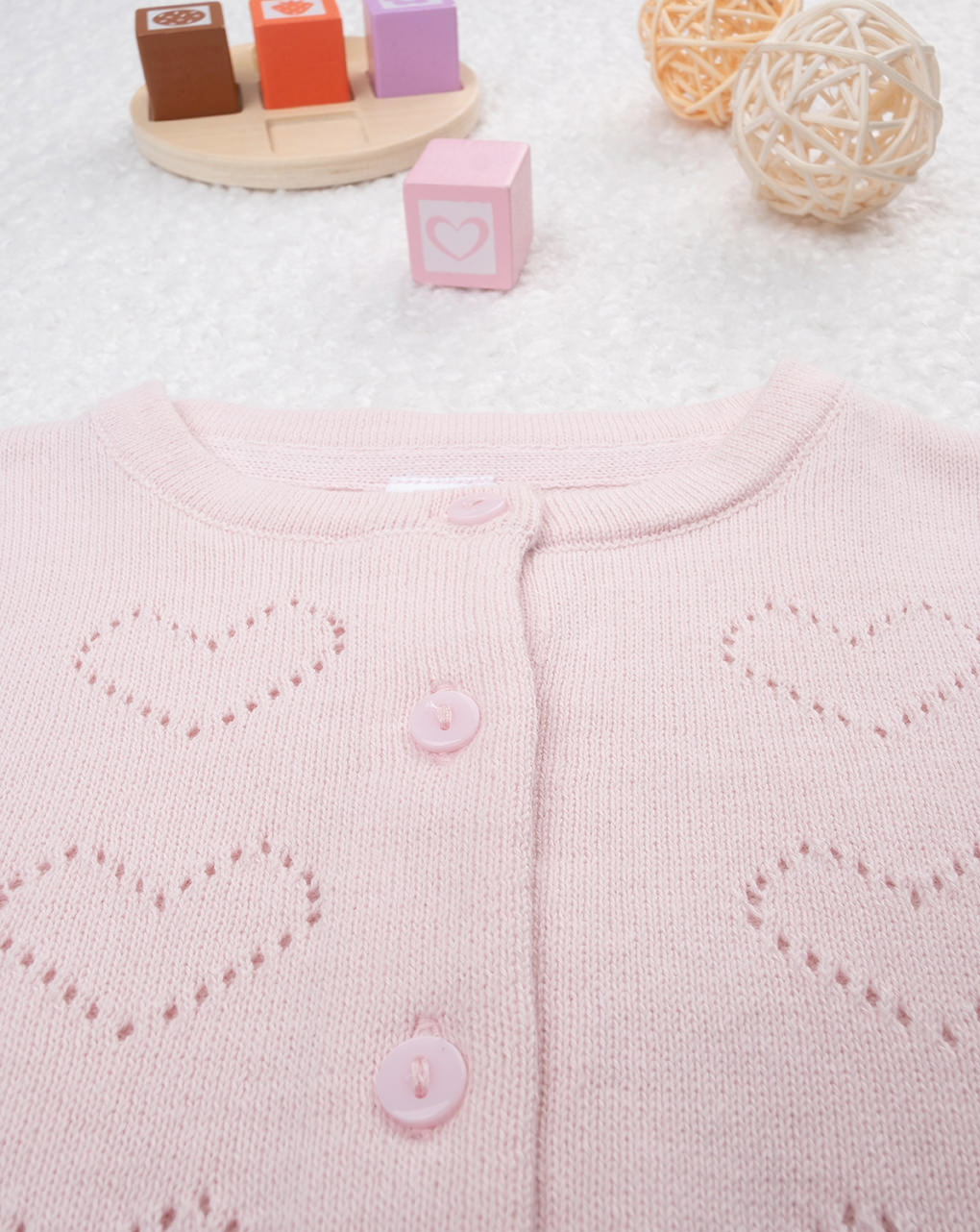 Cardigan bimba rosa cuori traforati