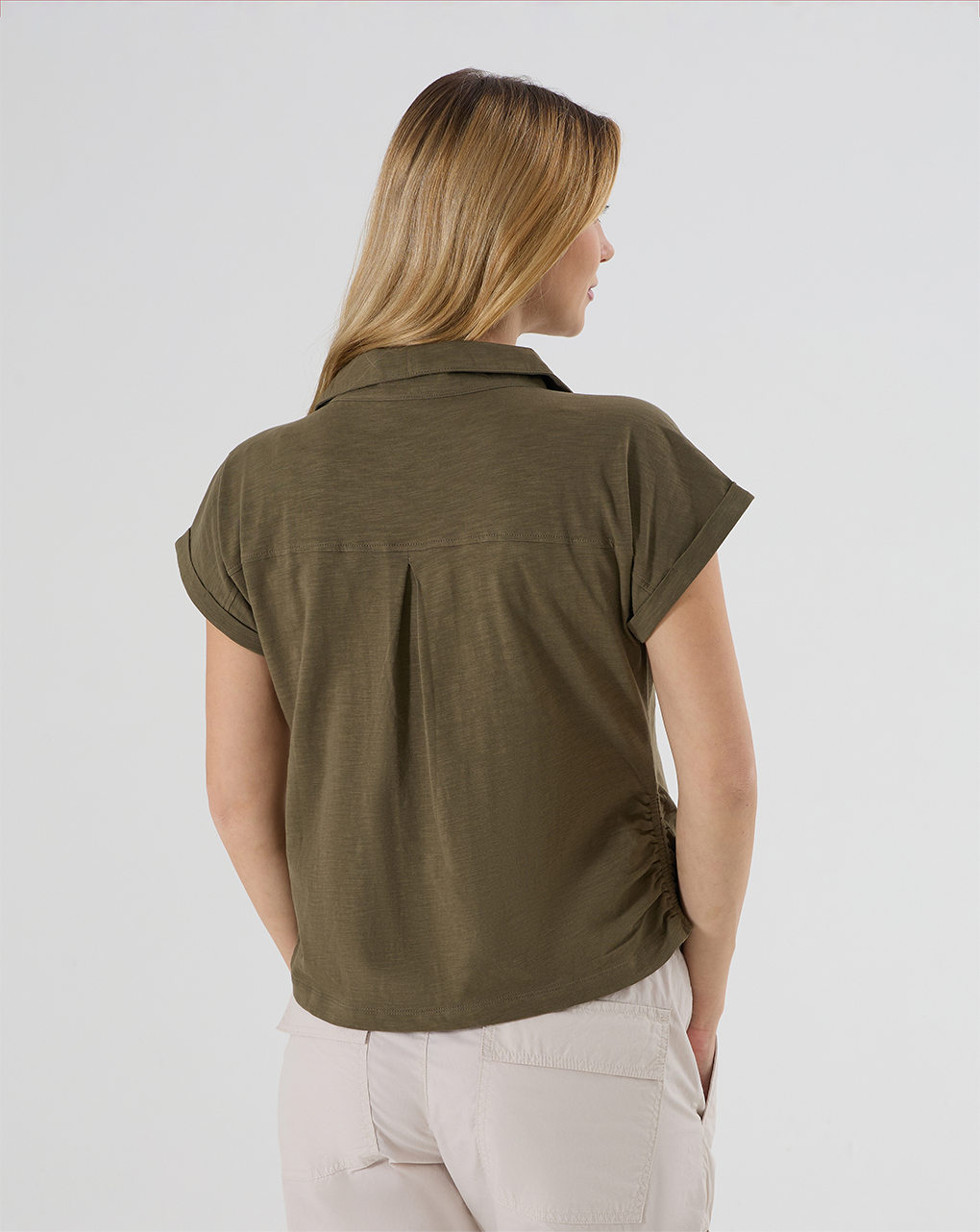 Camicia maniche corte verde militare con tasche