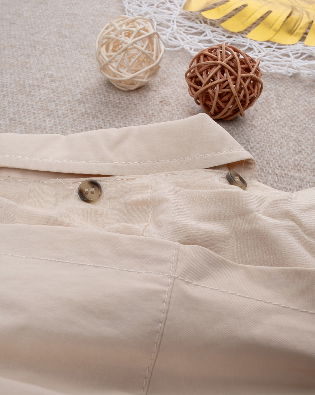 Giacca trench  con cappuccio bimba beige