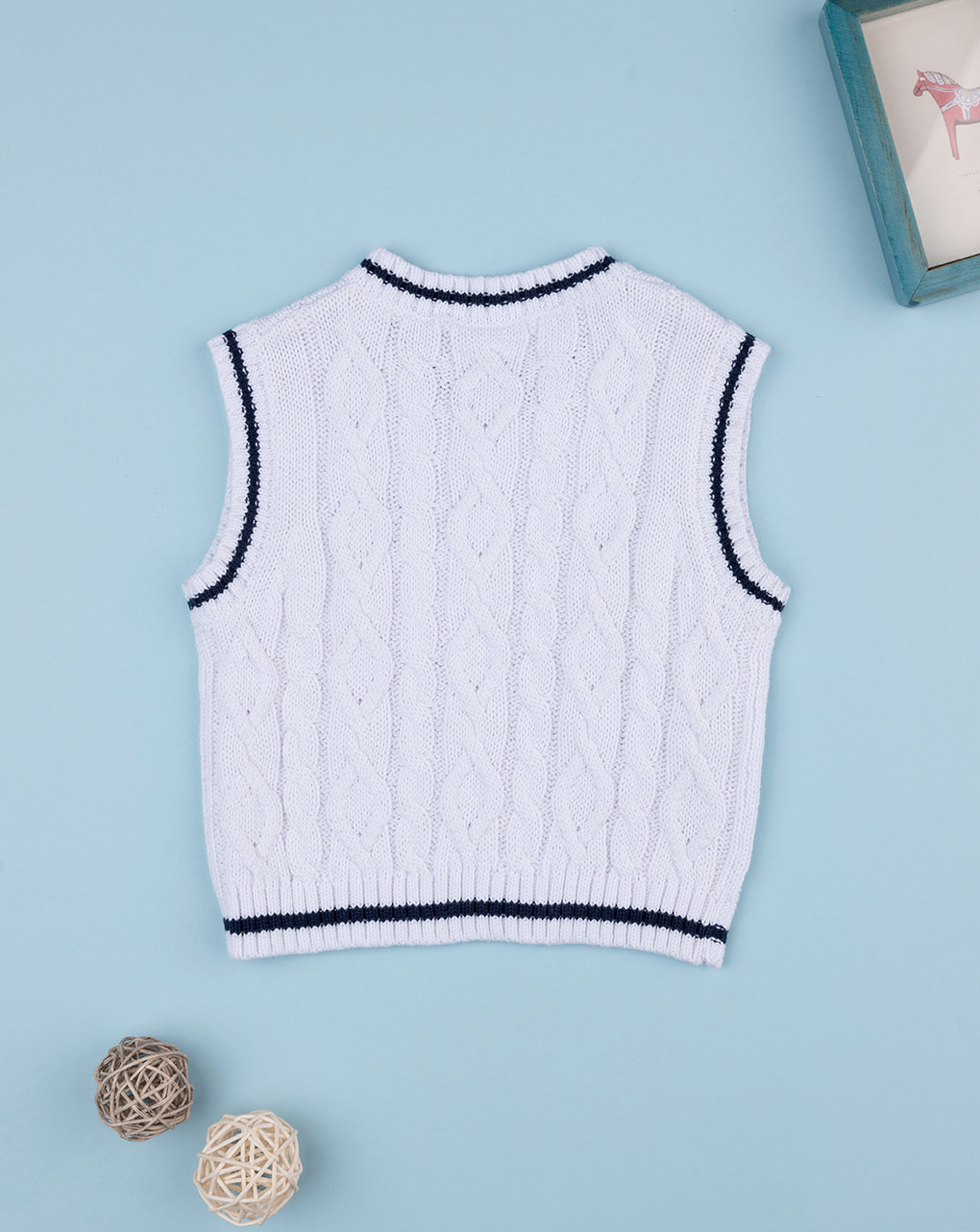 Gilet tricot bimbo bianco con ricamo