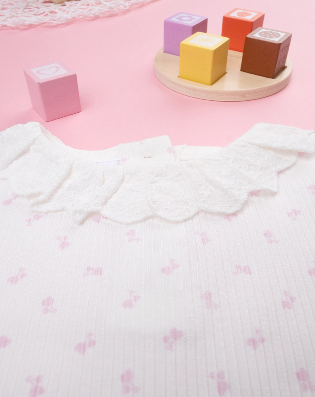 T-shirt coste bimba bianca allover