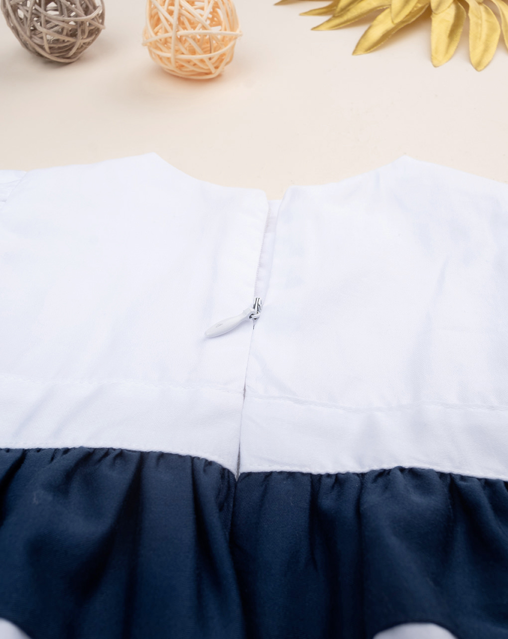 Abito rigato bianco/blu bimba con fiocco