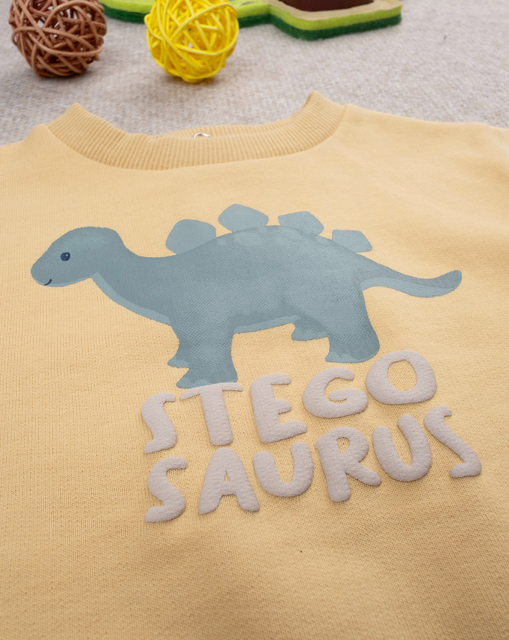 Felpa bimbo gialla stegosaurus