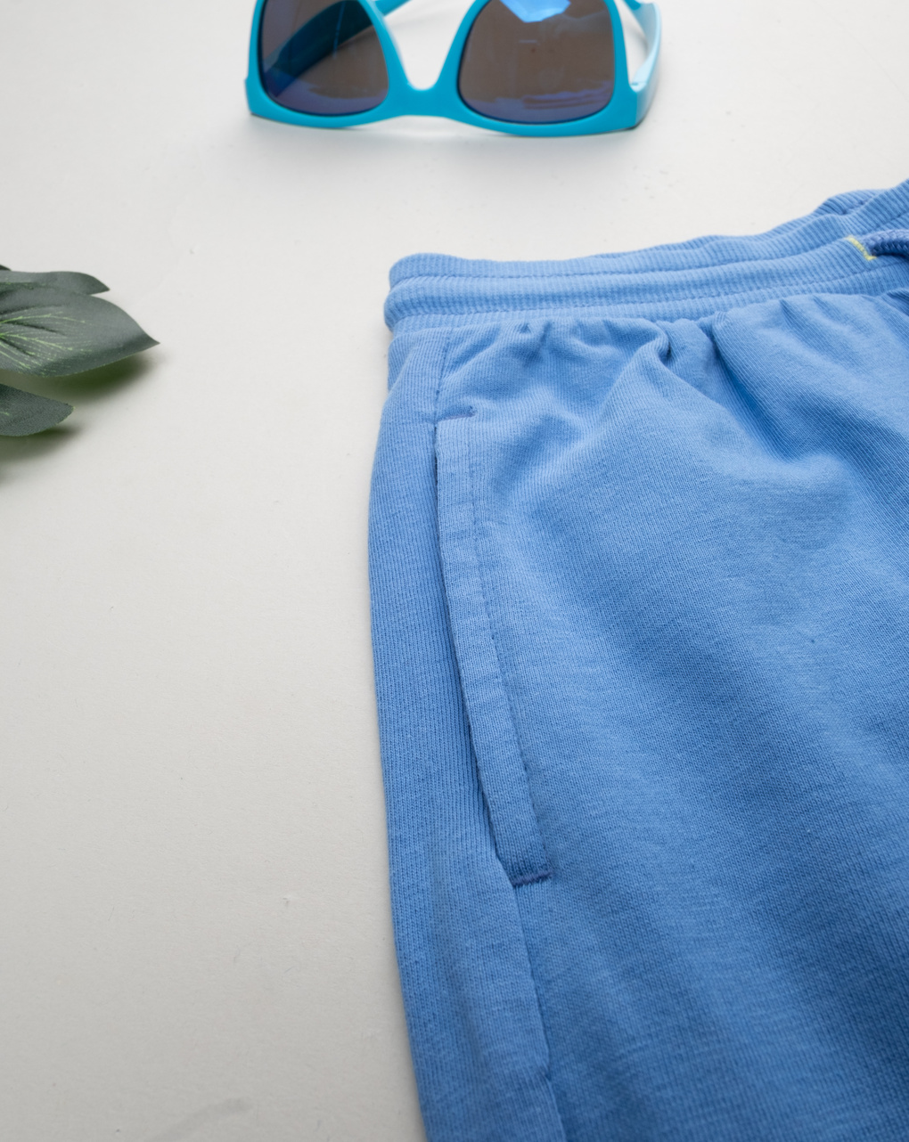 Pantalone corto bambino bluette