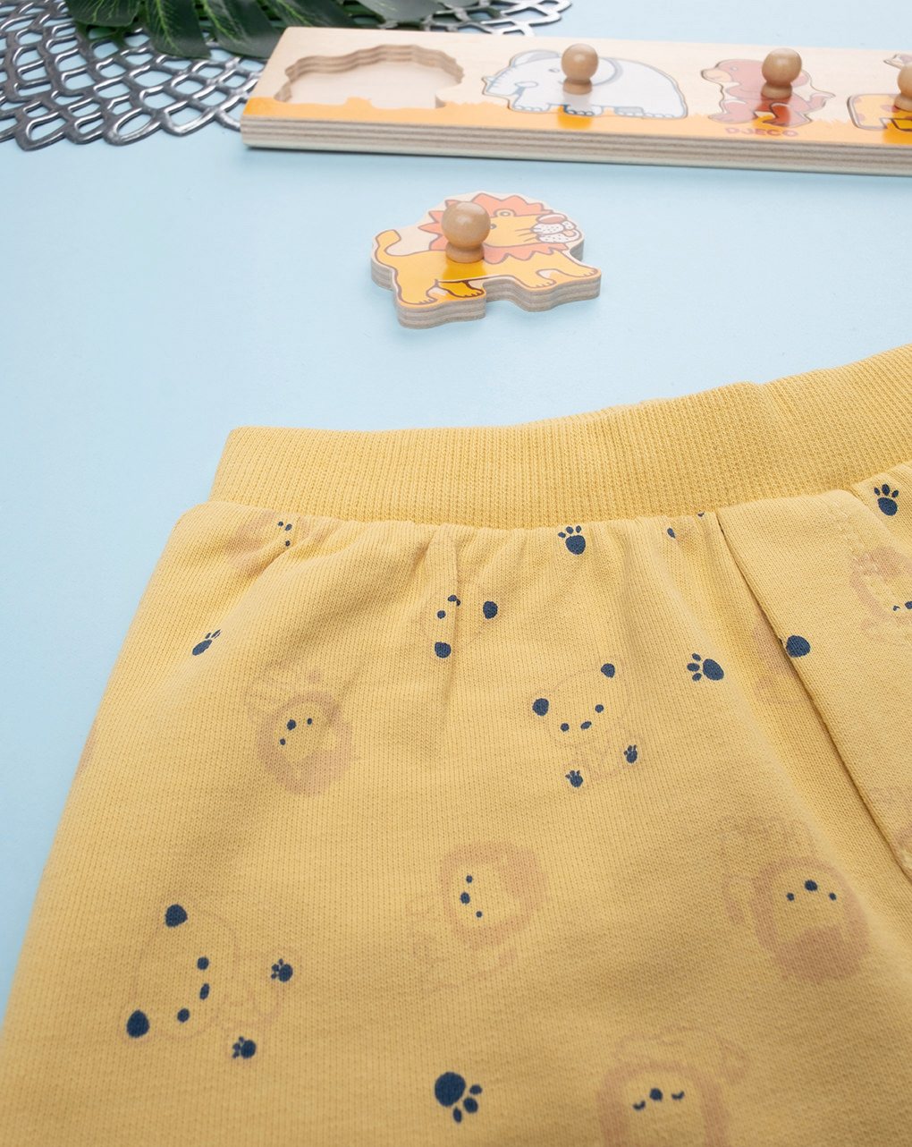 Pantalone bimbo giallo leoni allover