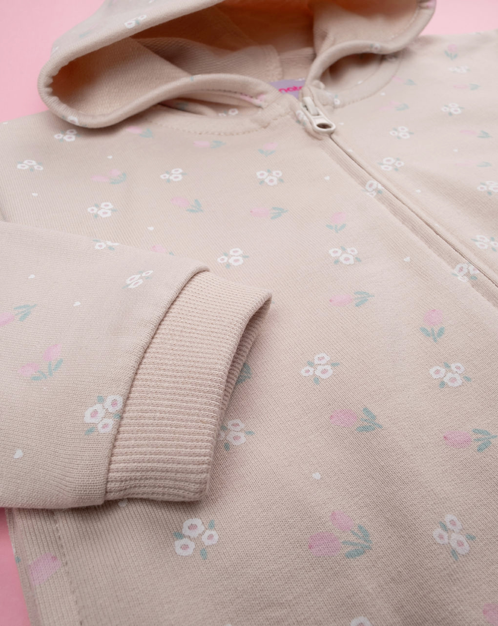 Felpa bimba marrone fiori allover
