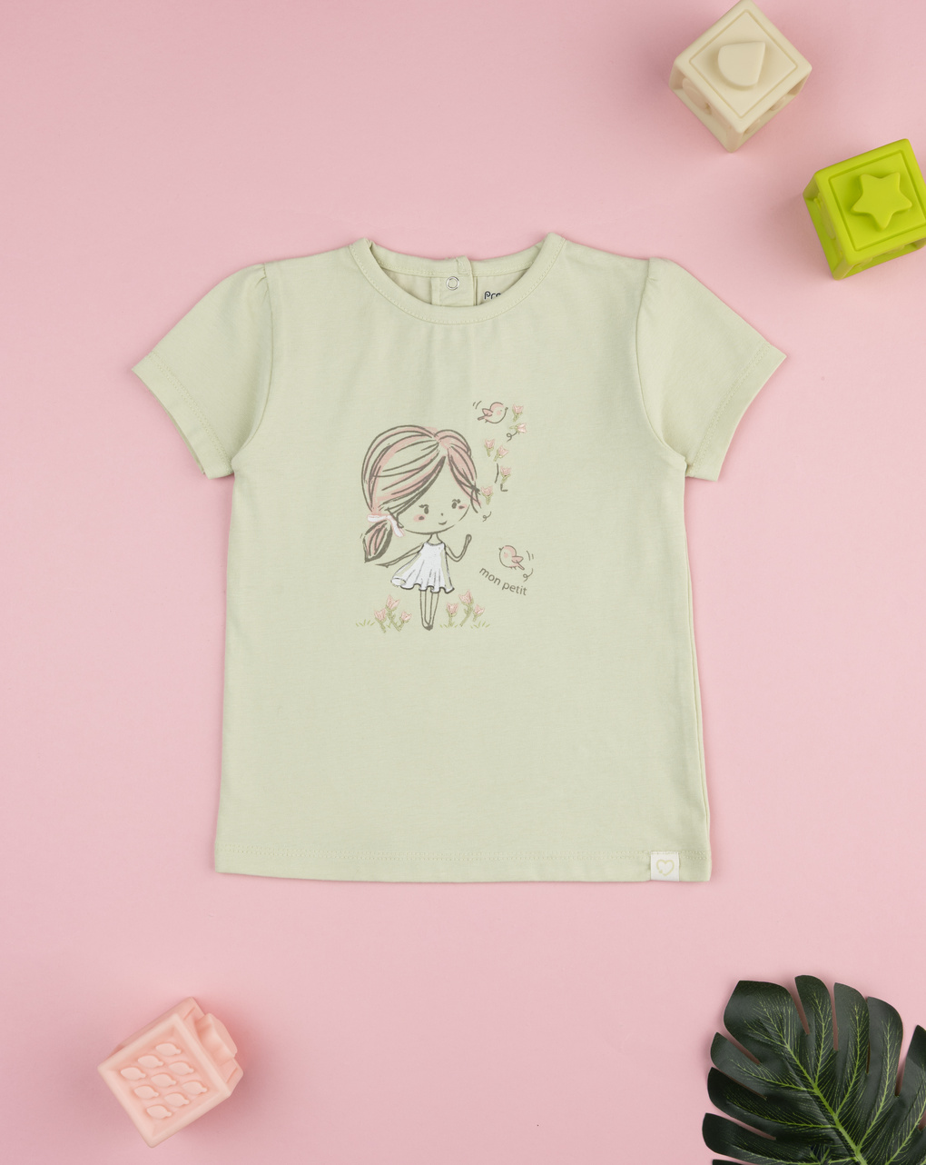 T-shirt bimba verde chiaro con stampa