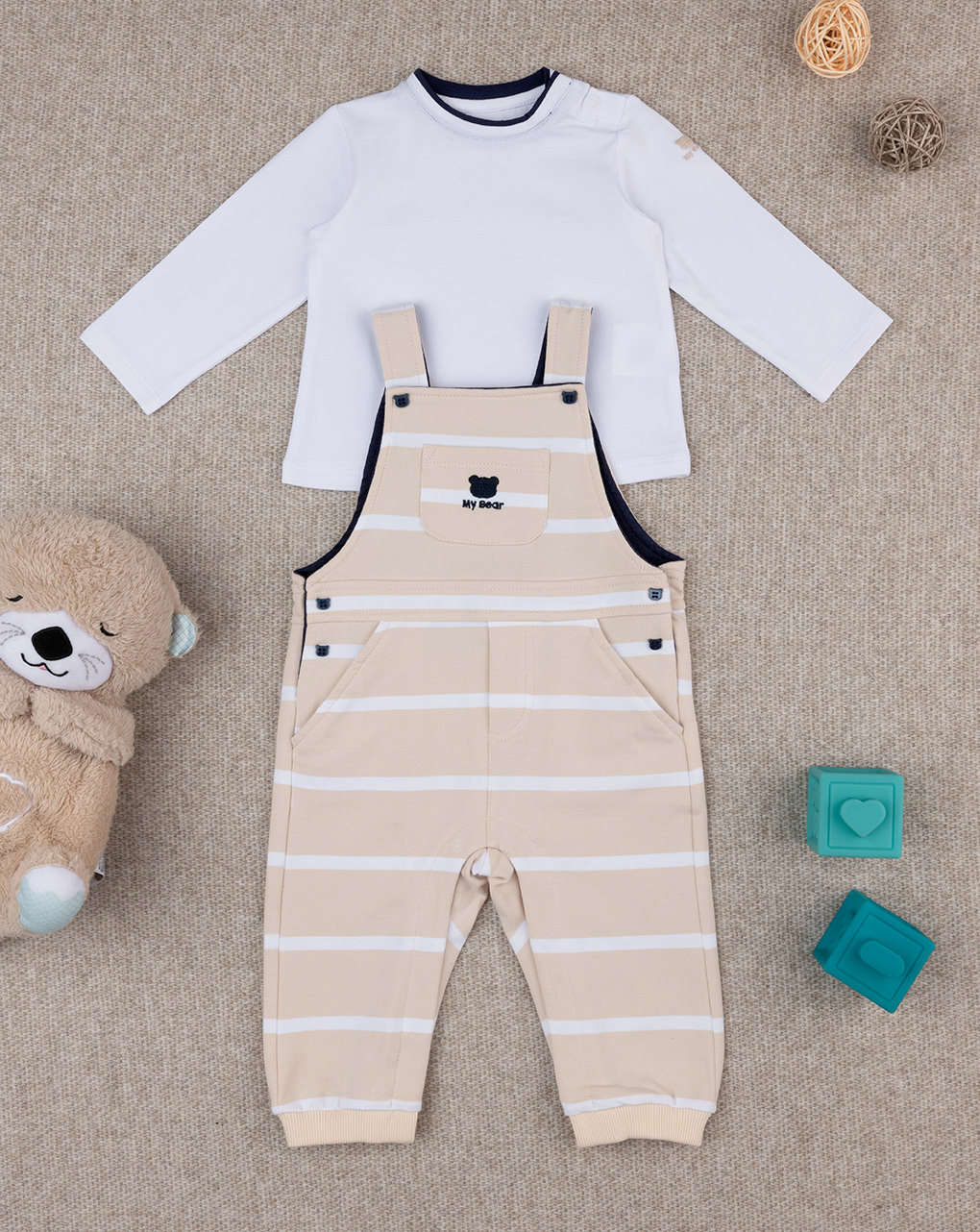 Completo t-shirt e salopette bimbo