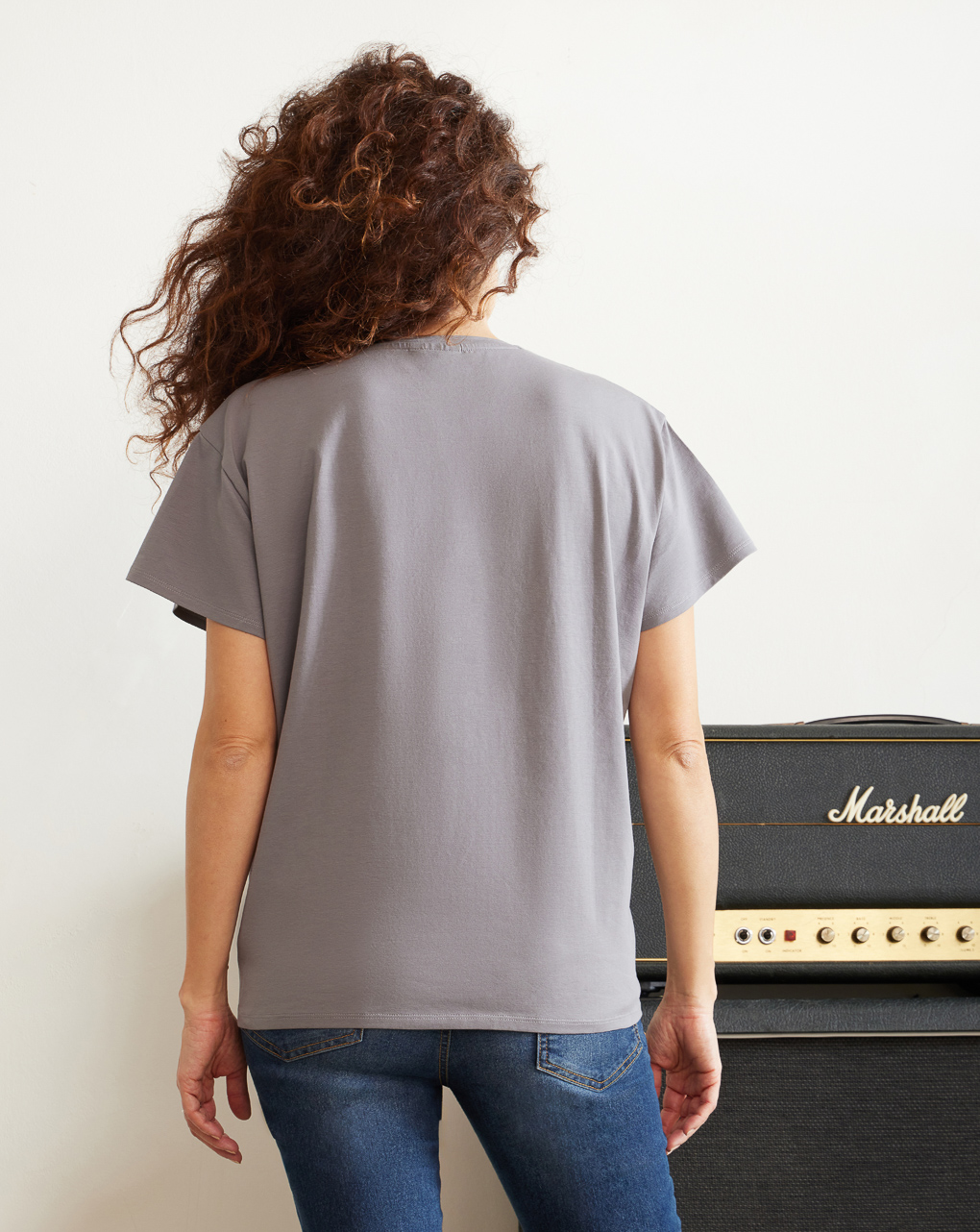 T-shirt mamma con stampa “acdc”