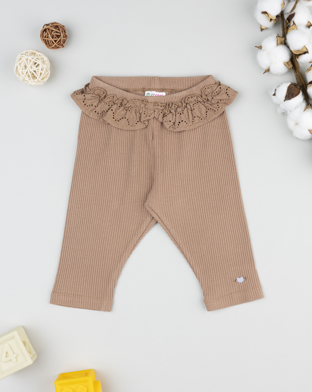Leggings marroni a costine con rib