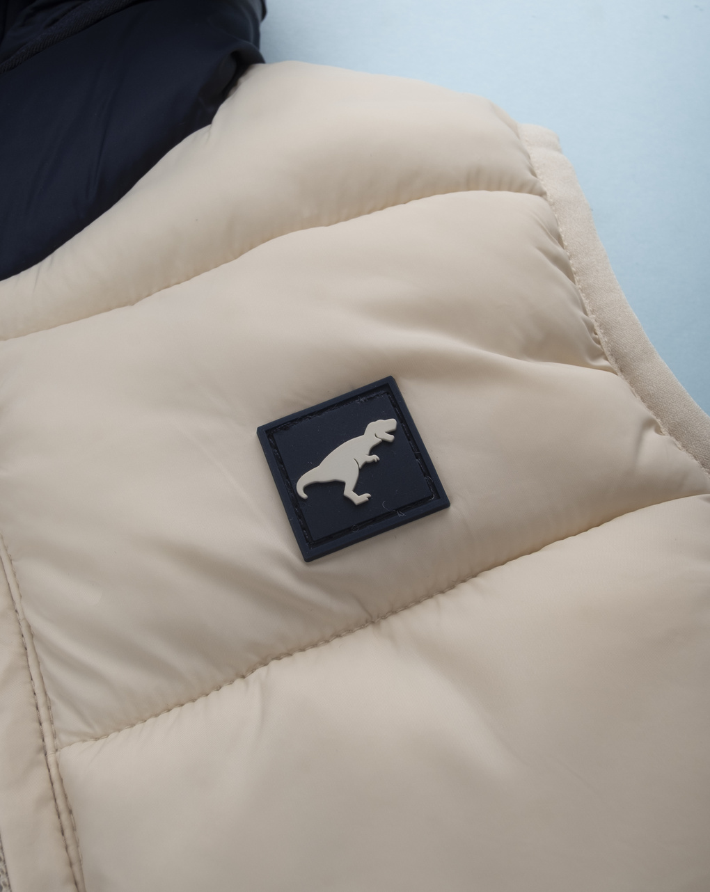 Gilet bimbo bianco materiale riciclato